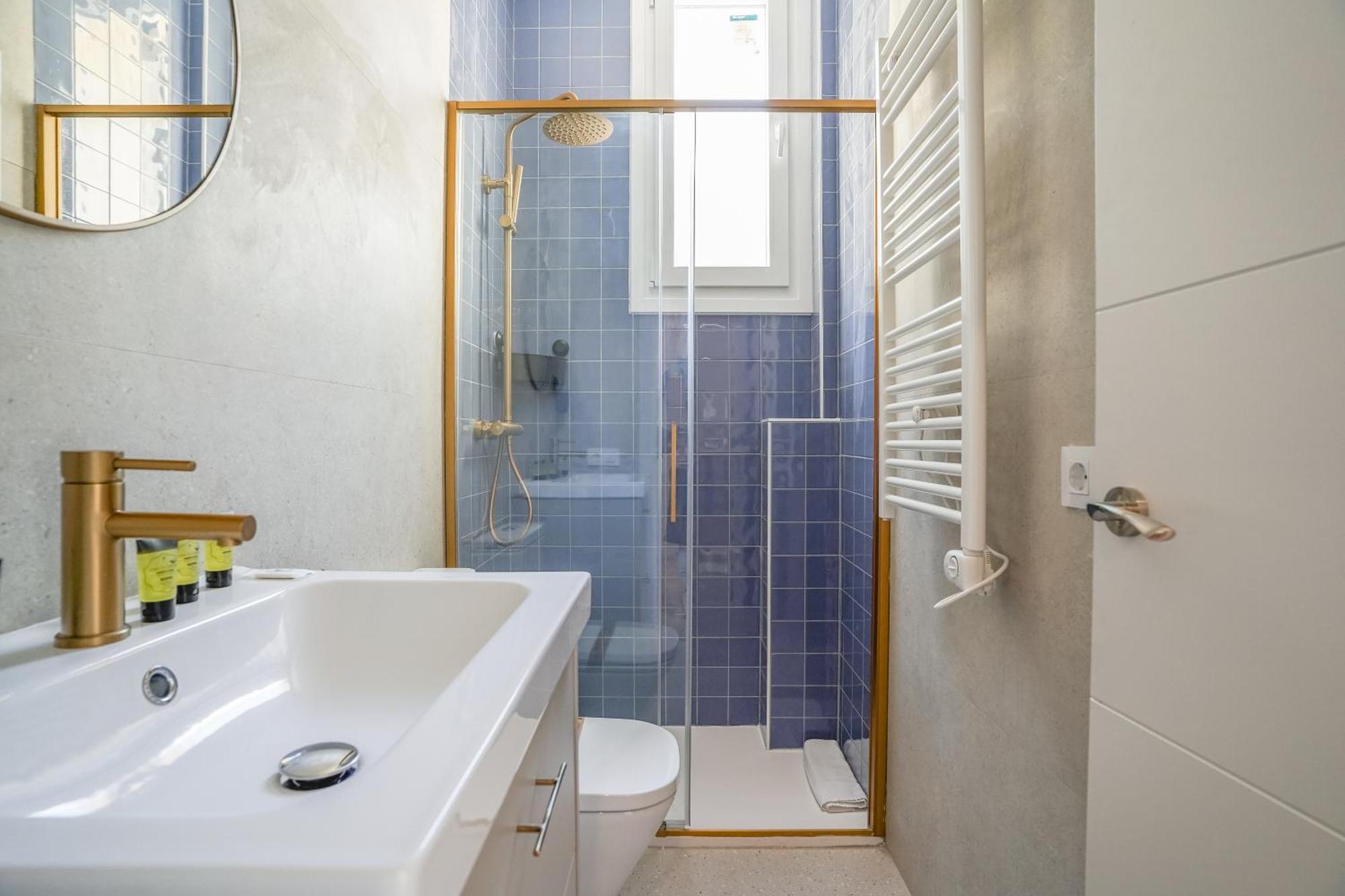 Cozy And Modern-1Bedroom 1Bathroom-Delicias Madrid Buitenkant foto