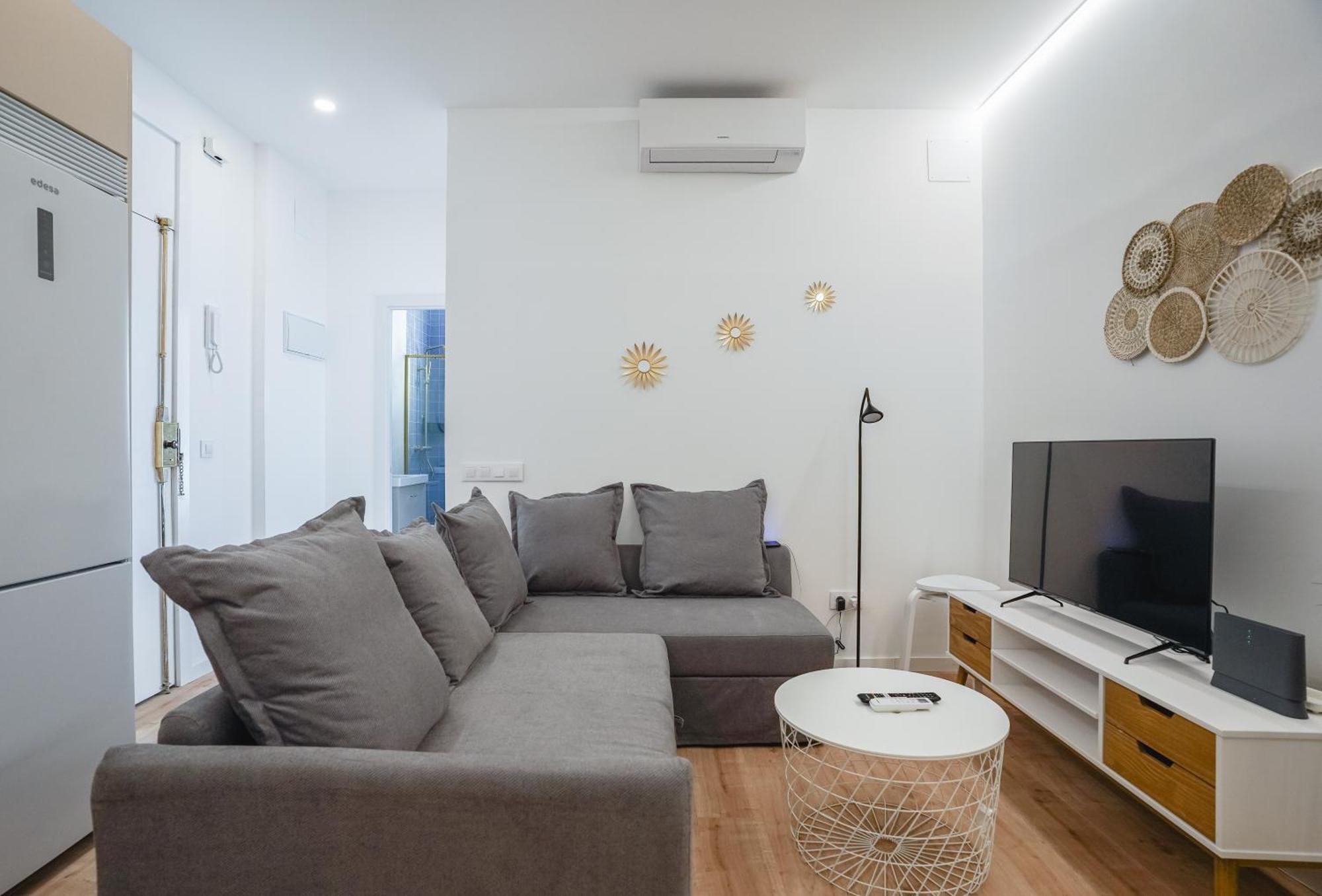 Cozy And Modern-1Bedroom 1Bathroom-Delicias Madrid Buitenkant foto